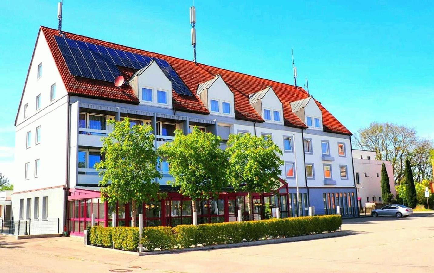 Hotel Krone Königsbrunn Exterior foto